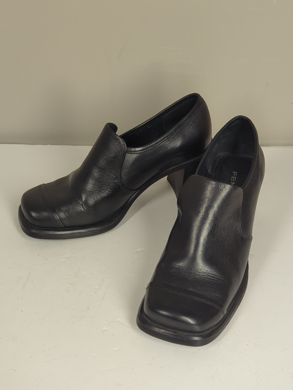 Femina Y2K Women's Black Leather Slip-On Chucky Heeled Loafers 7